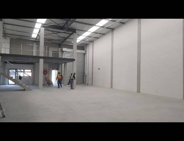 470M² FACTORY FOR SALE IN STIKLAND